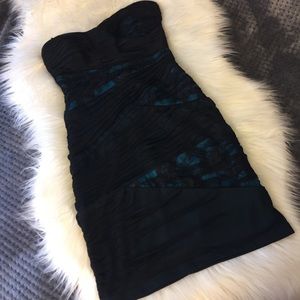 { lace dress }
